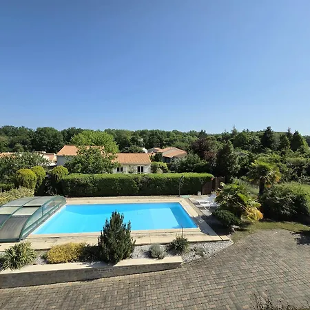 Holiday home Evasion En : Maison Avec Piscine Privee *